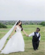 大概正如他们正在婚礼誓词里说的：你不需